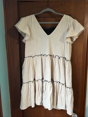 Women’s Cream with Black Tiered Ruffle Dress